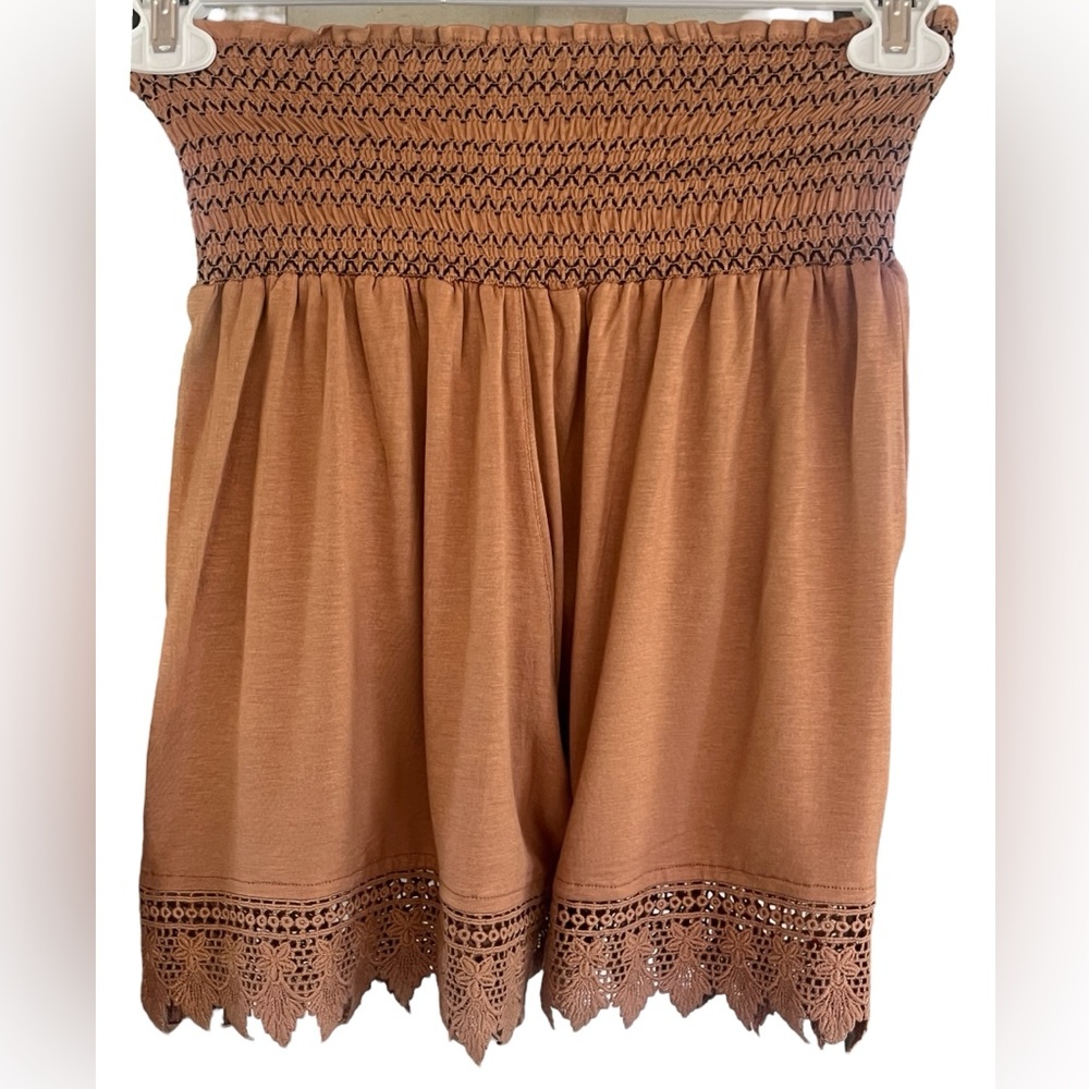 Earthbound Size Small Light Brown Soft Shorts - Picture 2 of 3